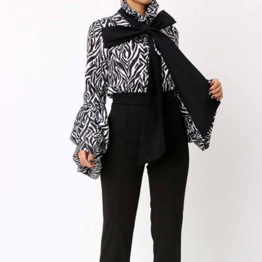 Black and White Bolr Blouse - Picture 1 of 2